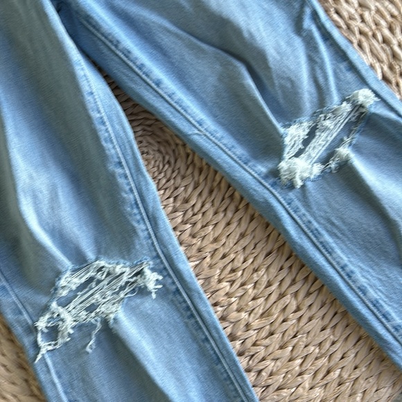 Abrand A94 Hight Straight Jean NWT - Picture 5 of 5